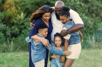 family-7257182_1920