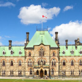 parlement-ottawa-canadian-law